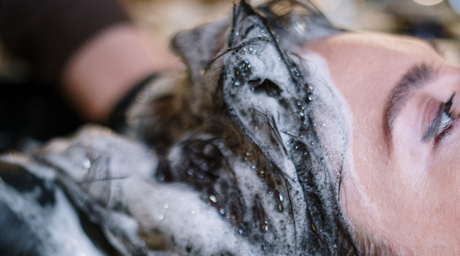 Siliconas y el pelo: ¿enemigos silenciosos?